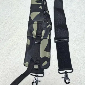 숄더 스트랩 수납 포켓 포함 카모 패턴 미사용 새상품