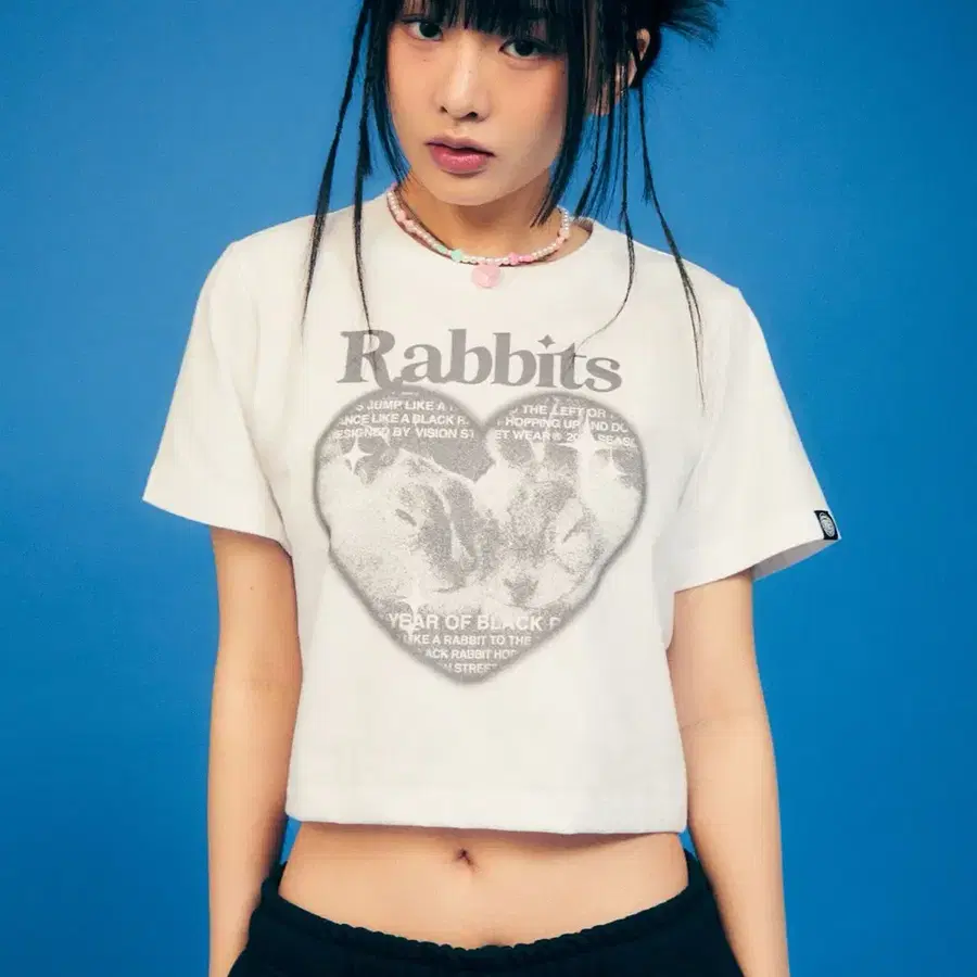 비전스트릿웨어 Crop Rabbit T-Shirts White 반팔 크롭 티셔츠