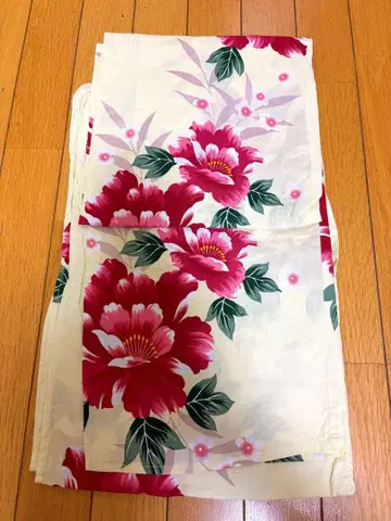 유카타 모란 패턴 크림색 여성용