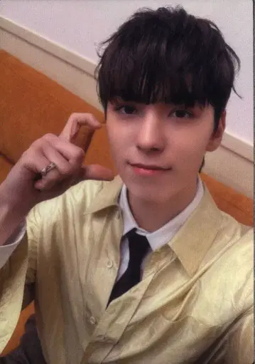 SEVENTEEN VERNON 2025 HOLIDAY 83