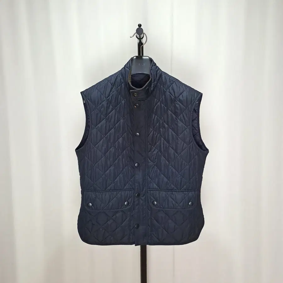 (택포) 바버 로더데일 퀼팅 베스트 XL C221