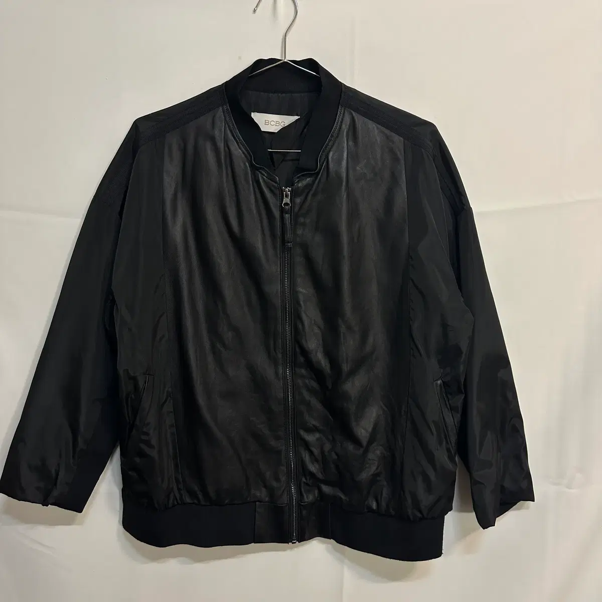 BCBGMAXZRIA 블랙 콤비 봄버 자켓 160사이즈