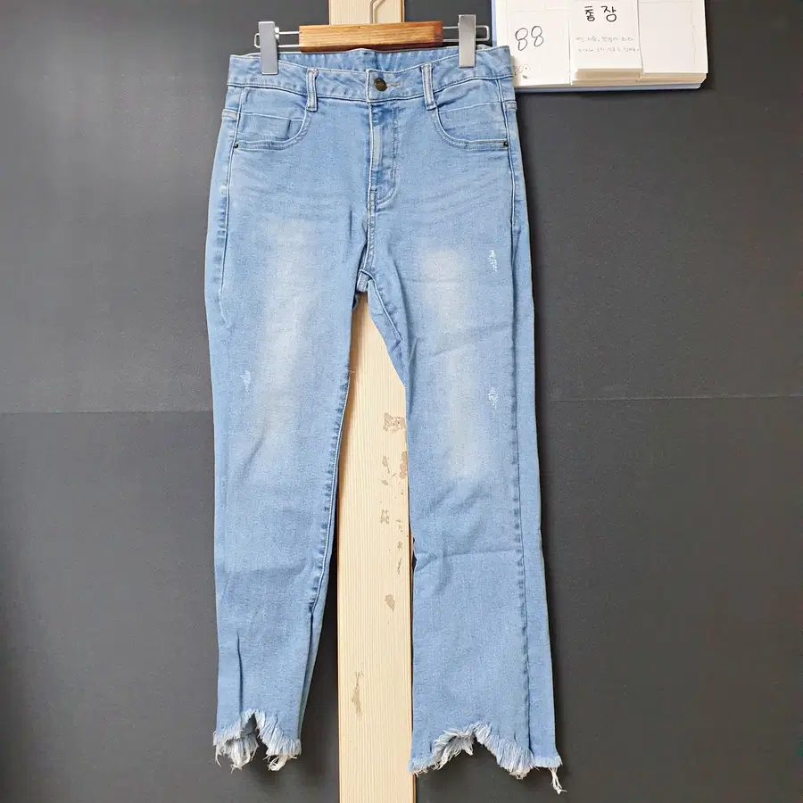 진짜만원 28인치 66 스판여름청바지 꼼빠니아