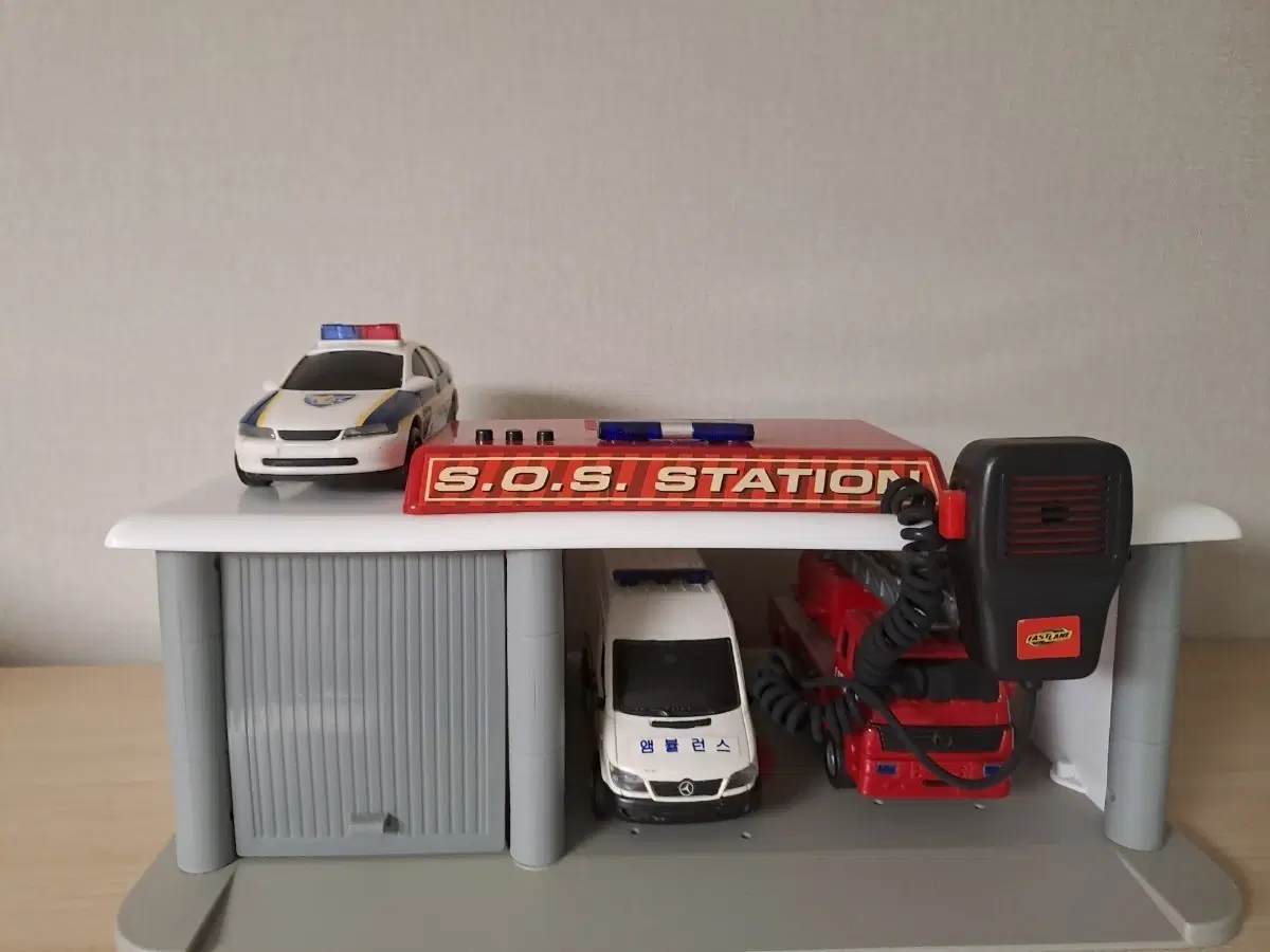 FAST LANE 경찰 & 구급, 소방차 세트