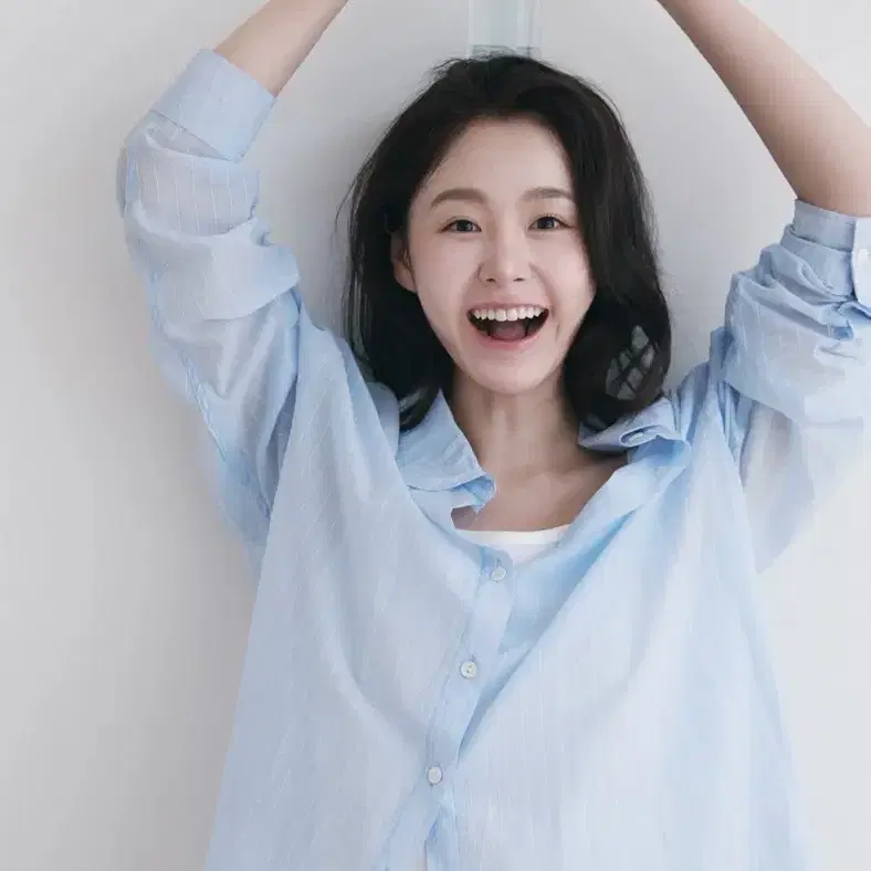윤슬샵 port sheer shirt sky stripe