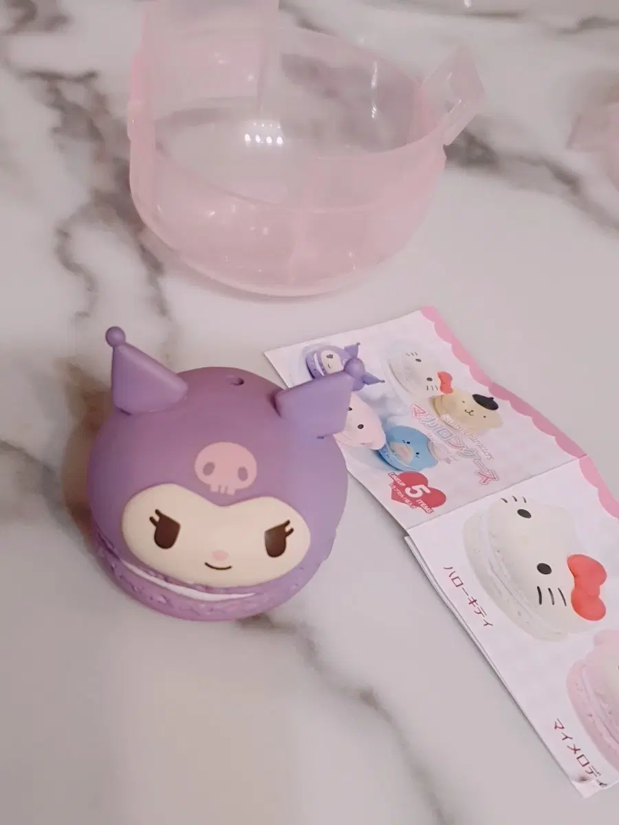 산리오 쿠로미 마카롱 키링