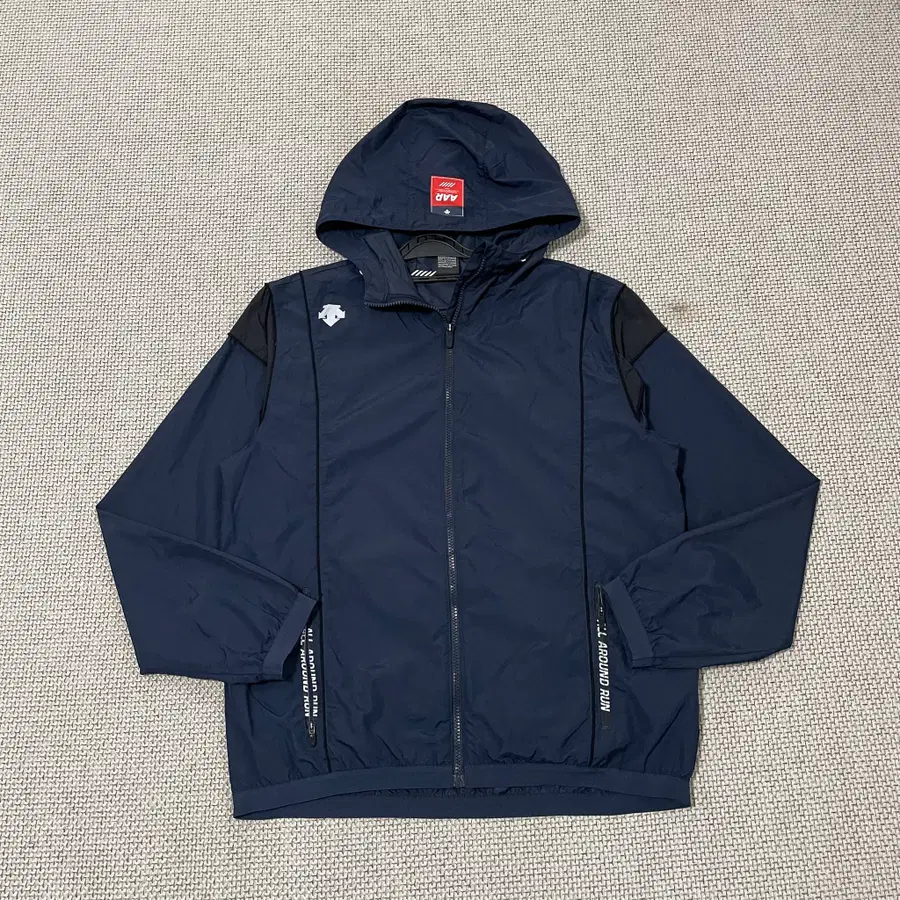 L 데상트 바람막이 자켓 N.8991