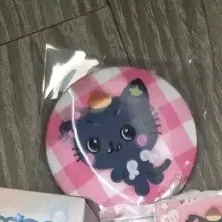 빠른 처분중 ))) 엔시티위시 쿠리 캔뱃지 양도