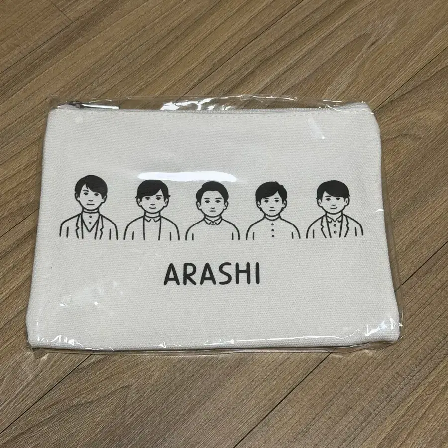 아라시 ARASHI 전시회 파우치 미개봉