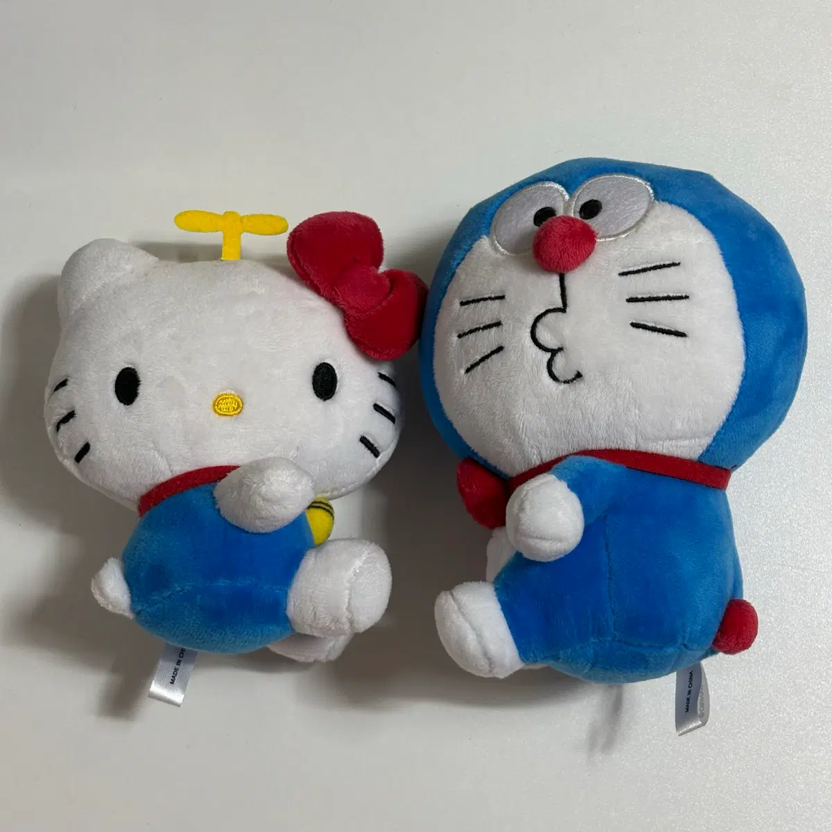 고전 키티 도라에몽 콜라보 인형 세트