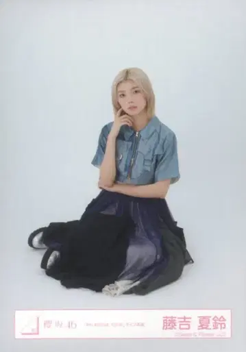 사쿠라자카46 5th TOUR 2025 'Addiction' 후지요시 카린 [ 4th ARENA TOUR ] 라이브 의상 앉은