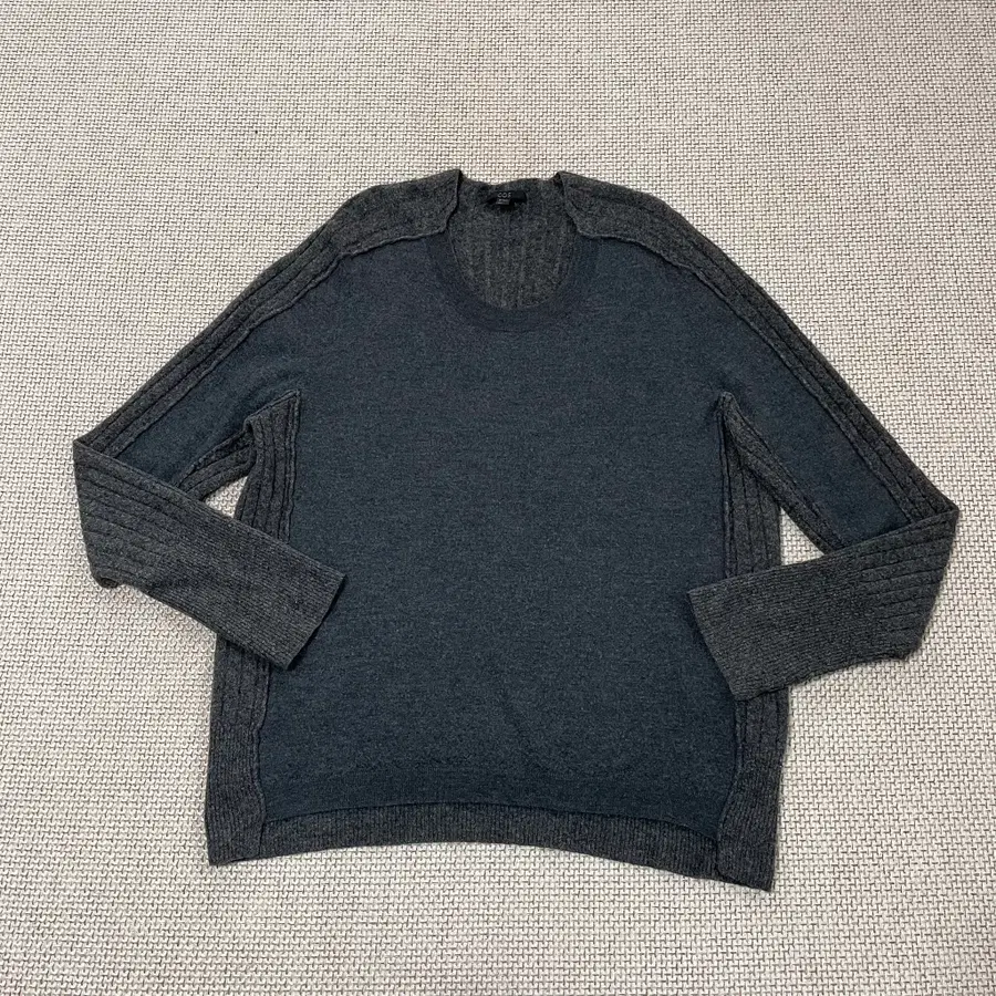 M COS 코스 라운드 니트 N.9010