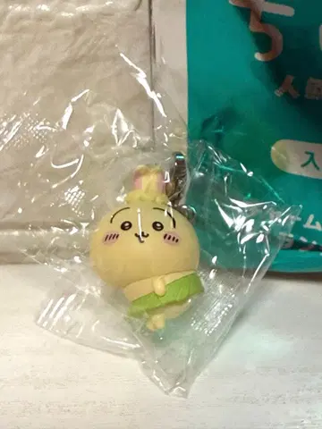 치이카와 영화 입장객 특전 미니 피규어 토끼