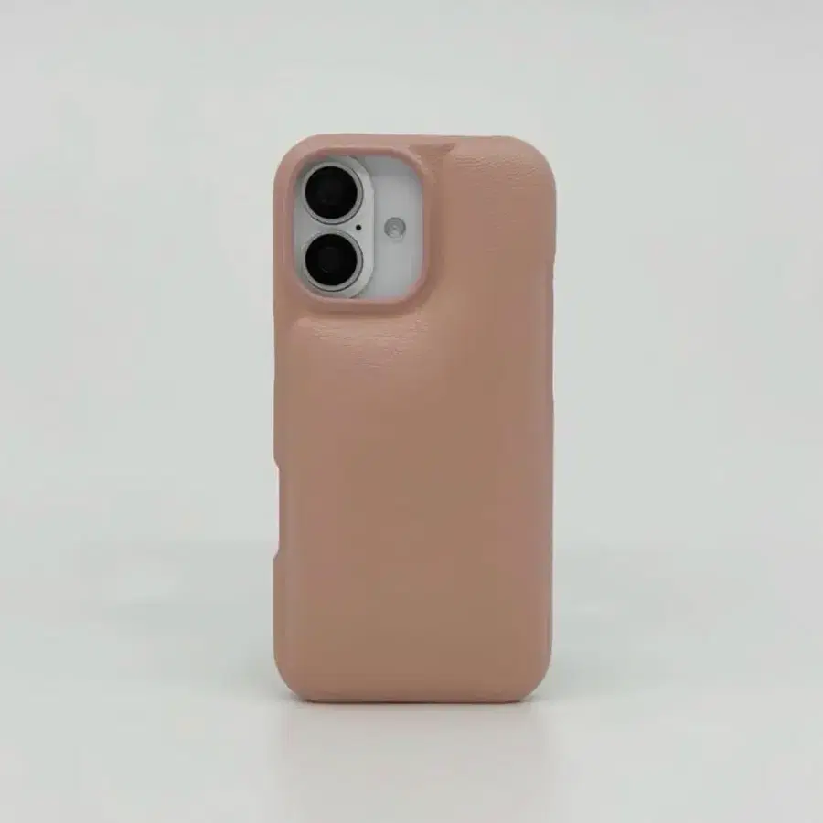 더소프트아이보리 레더쿠션케이스 누드핑크 아이폰16 Soft leather cushion case (nude pink)