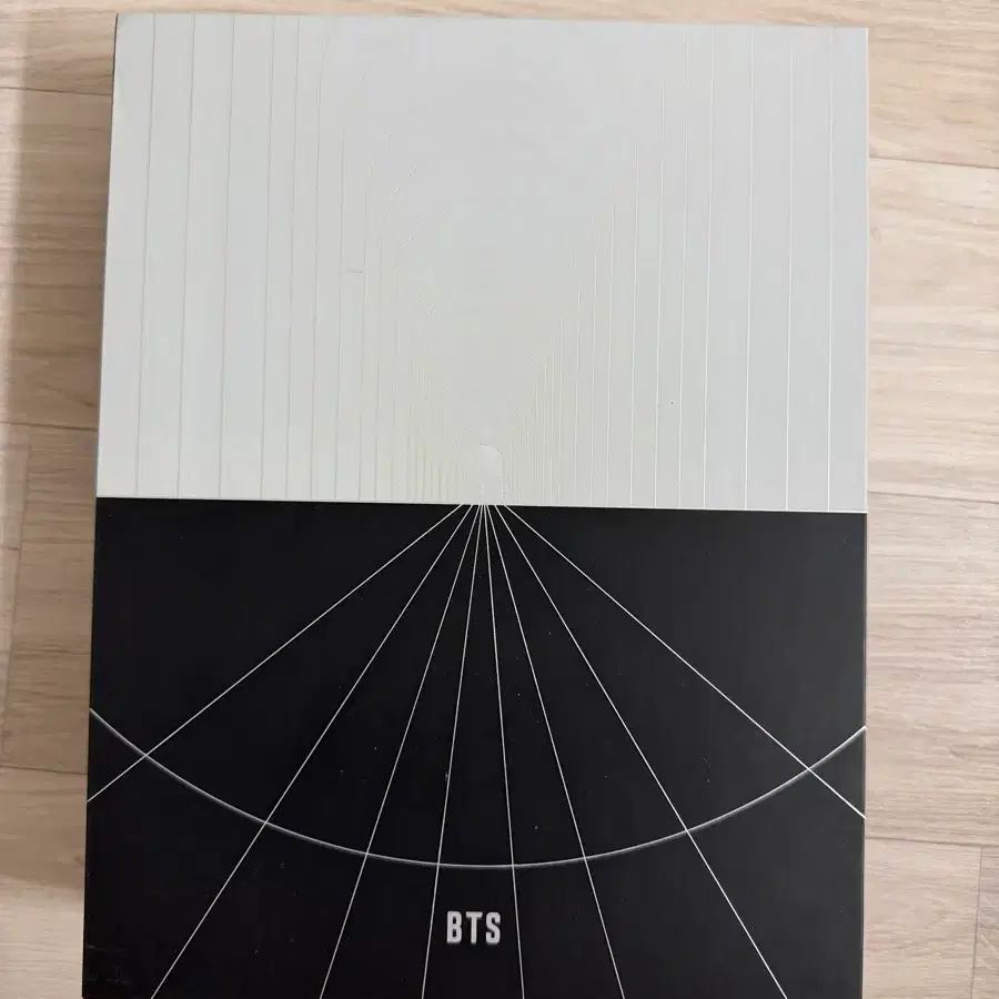 BTS MAP OF THE SOUL ON:E 포토북 루트 ver.