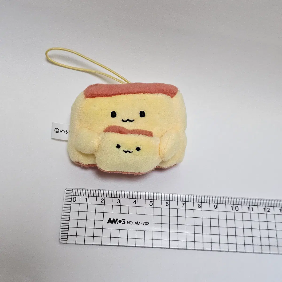 와루루기 카푸구루미 인형 가챠 카스테라