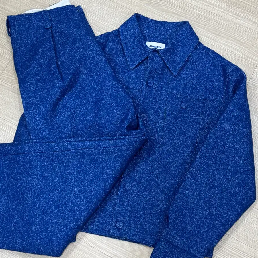 [M] 아더에러 23FW 뱅크 셋업 자켓 트라우저