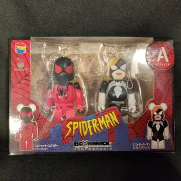 써니사이드업 Happy 복권 BE@RBRICK MARVEL SPIDER-MAN 페어 박스상 A. 스칼렛 스파이더(케인 후드티)&스파이더우먼(블랙 코스튬)