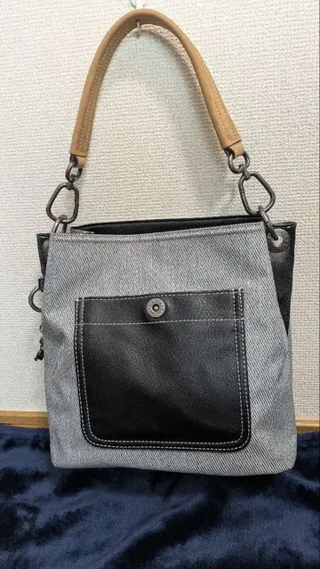 KIPLING 숄더백 스트라이프 몽키 참