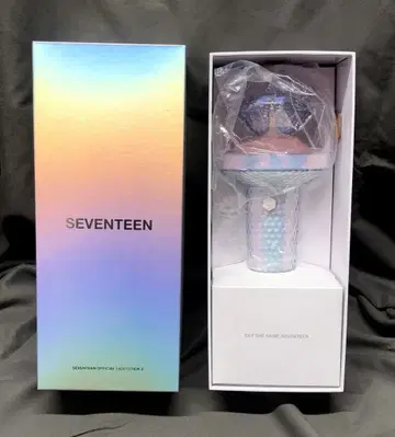 SEVENTEEN OFFICIAL LIGHT STICK 2