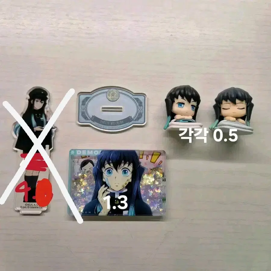 귀멸의 칼날 무이치로 큐팟 Q-pot 아크릴 스탠드 유이치로 오네무탄 피규어