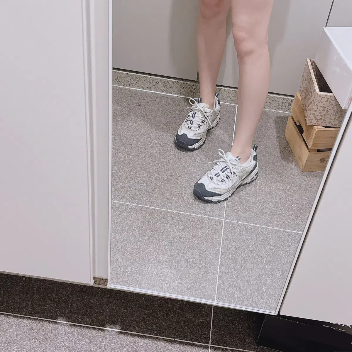 스케쳐스 딜라이트 블루베리 운동화