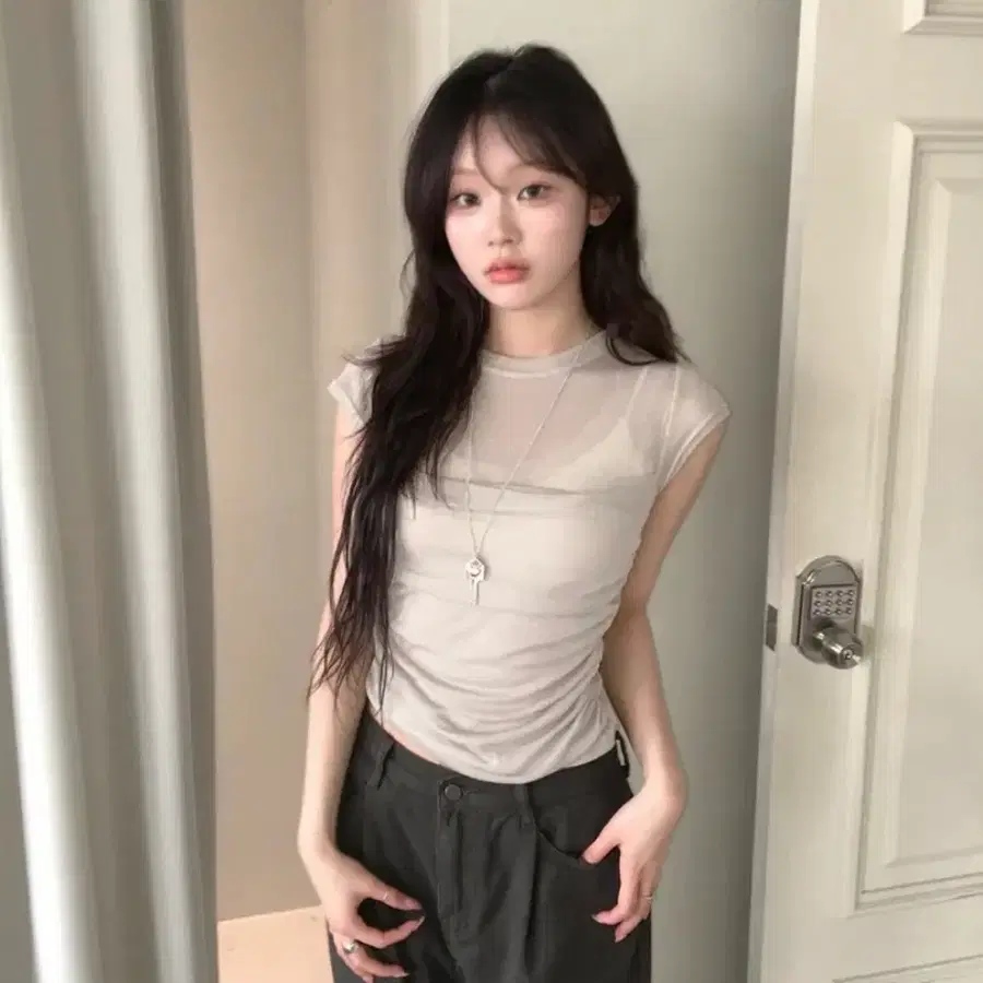 [슬림핏/단독진행] 레니 슬림핏 옆셔링 반팔 티셔츠 베이지
