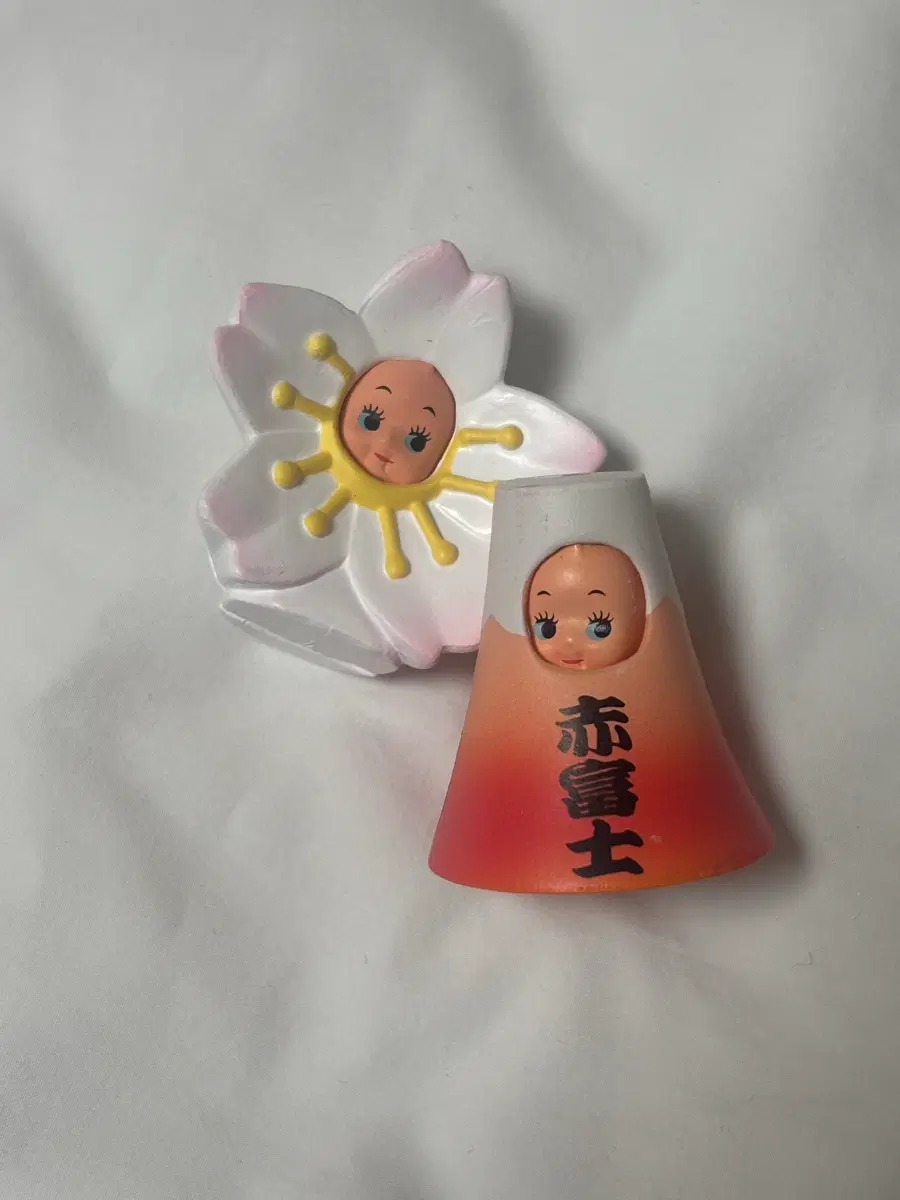 큐피 후지산 벚꽃 가챠 세트