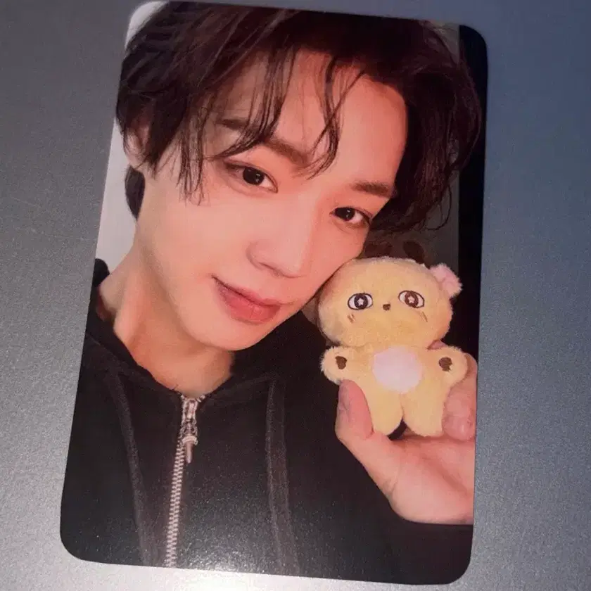Shop park jihoon on Bunjang Global Site - No more Korean account!