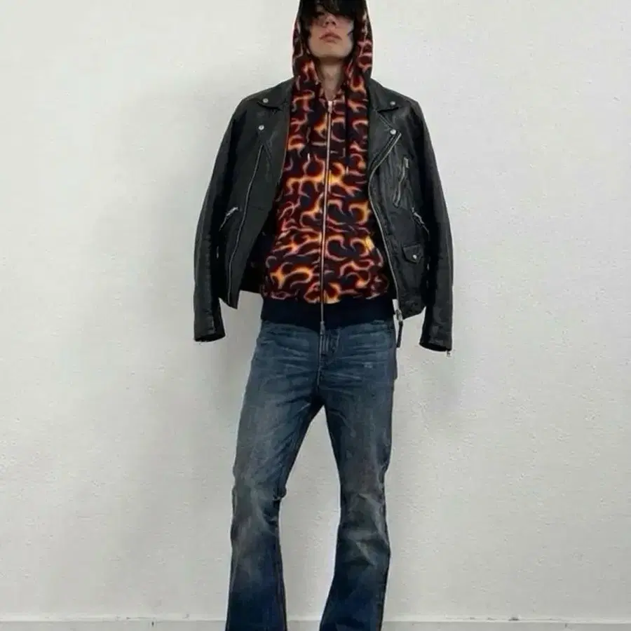 Moschino 화이어프레임 풀 프린트 더블집업 후드티