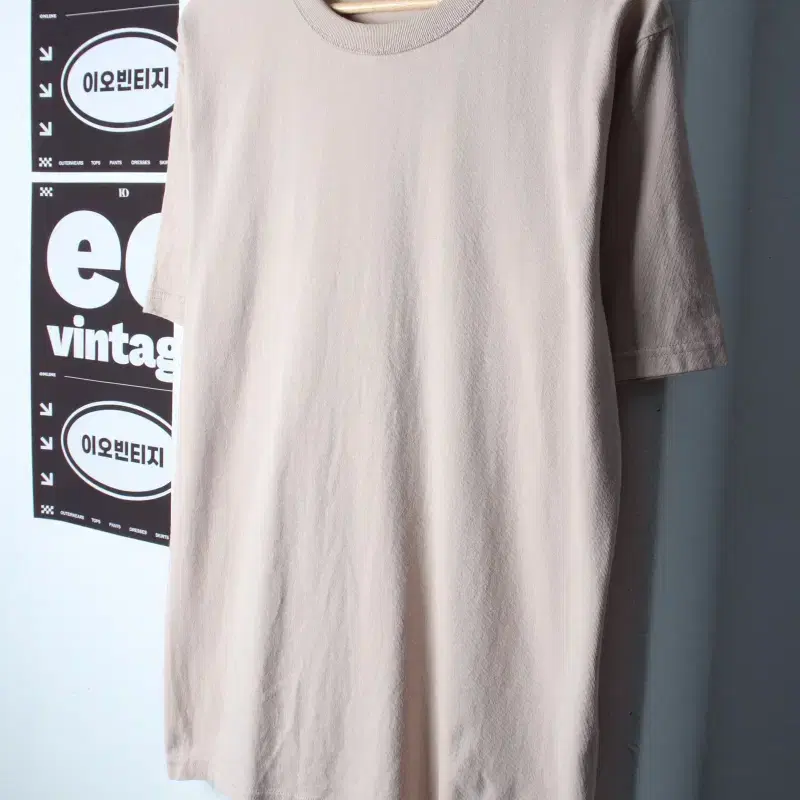 (L-XL) 유니클로 반팔 티셔츠 U라인 무지 살구-H35885