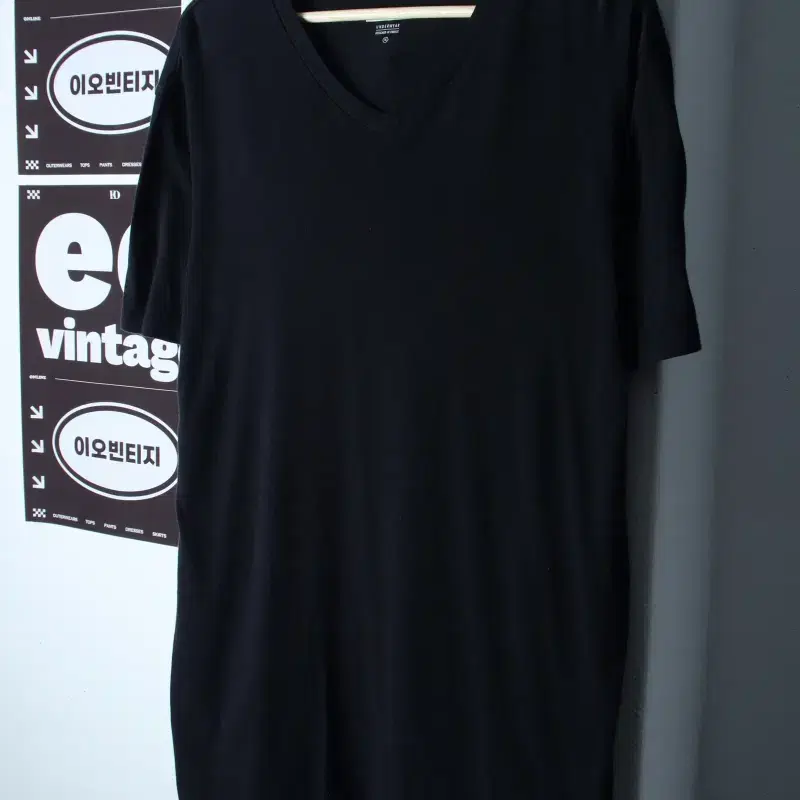 (XL-2XL) 라코스테 반팔 티셔츠 브이넥 빅사이즈 블랙-H35902