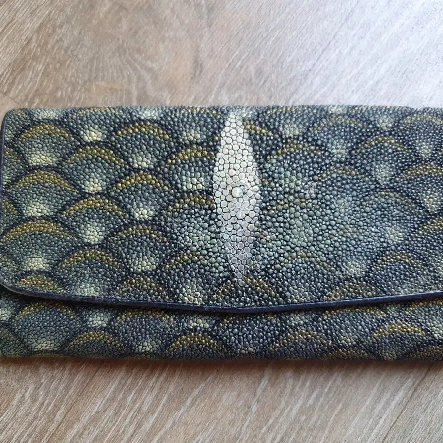 천연 특수가죽] 리얼 가오리가죽(Stingray Skin) 여성 장지갑