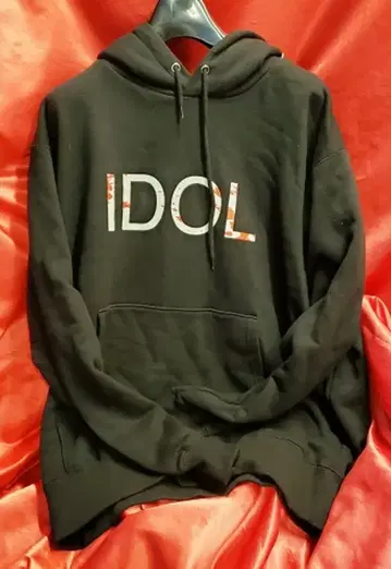 WACK 마메시바노타이군 IDOL 후드티