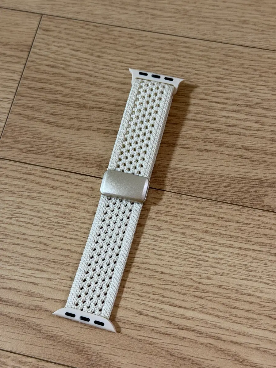 애플워치 마그네틱 스트랩 40/41mm 스타라이트 (새상품)