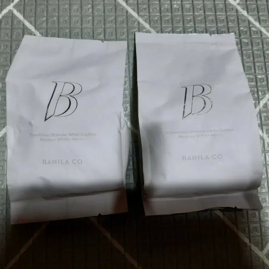 새상품 새것 바닐라코 커버리셔스 화이트 쿠션