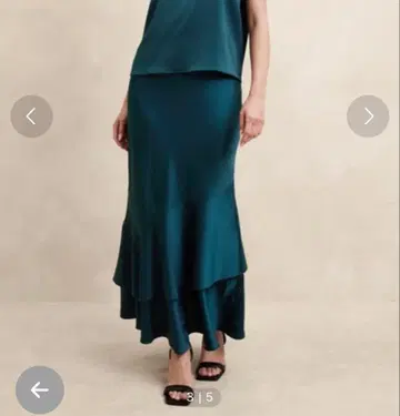 택 포함 새상품 BANANA REPUBLIC 새틴 롱 스커트 S