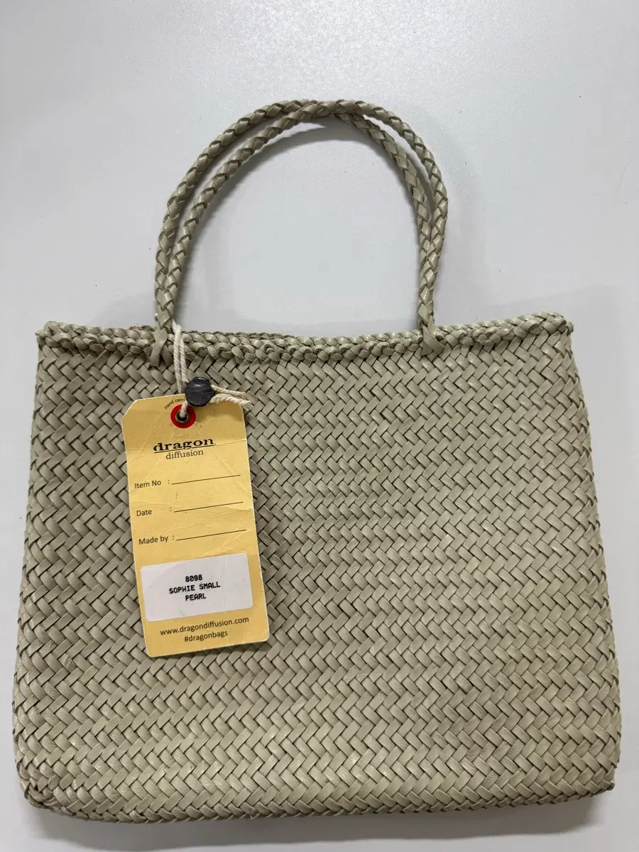 드래곤 디퓨전 가방 소피 SOPHIE SMALL PEAR