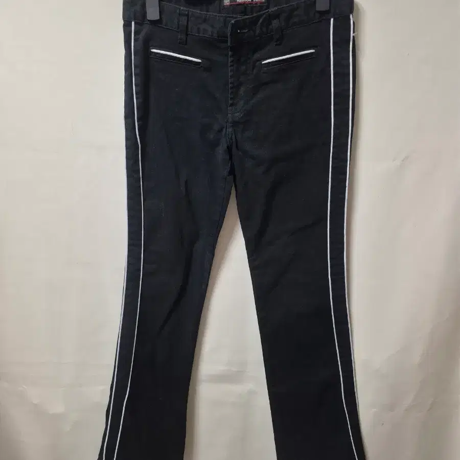 RESSON JEANS 블랙 라인 포인트 팬츠 28인지