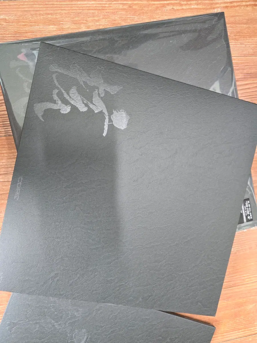 엑스지 XG The CORE LP 양도합니다