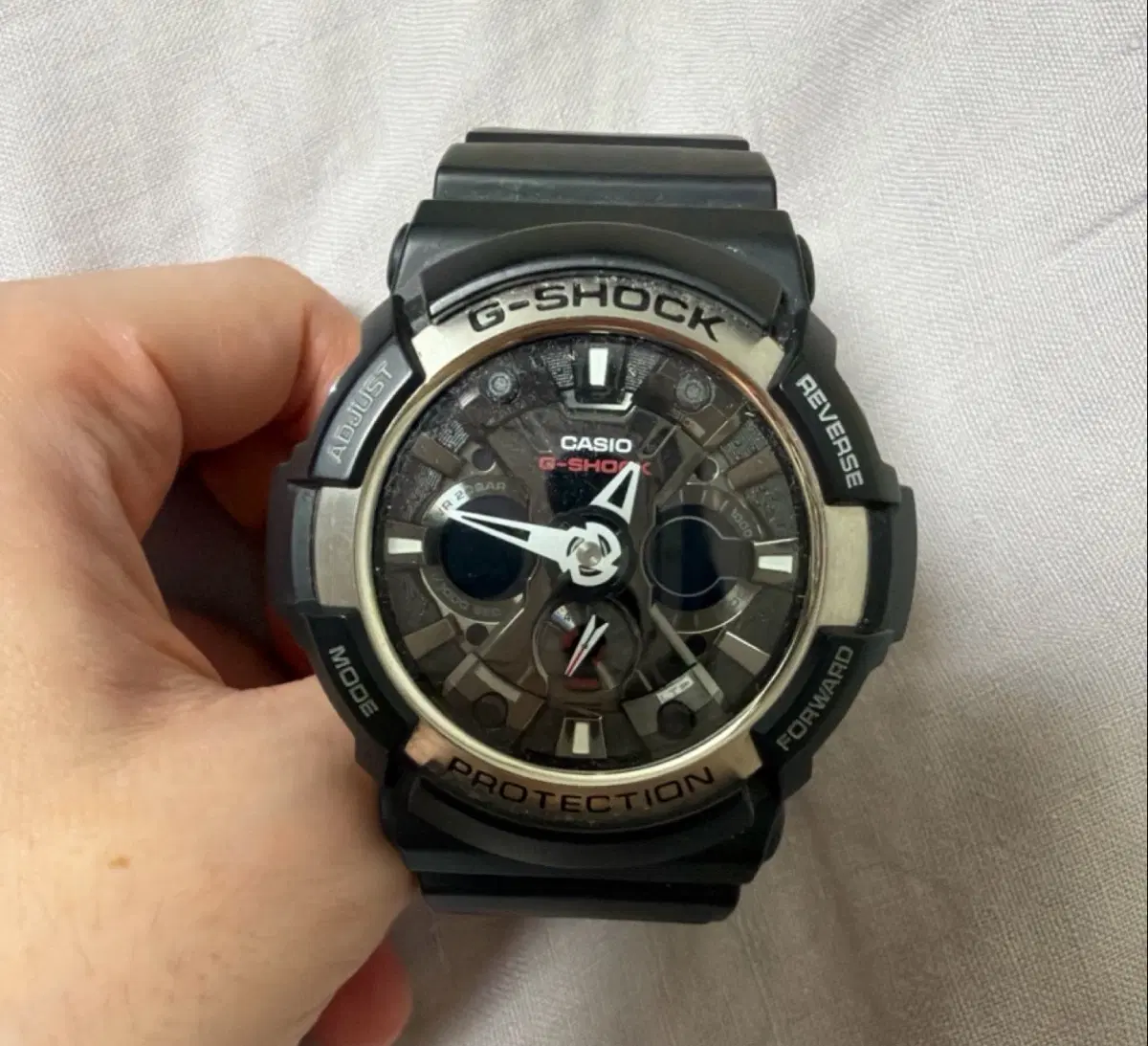 카시오 G-SHOCK GA-200 블랙