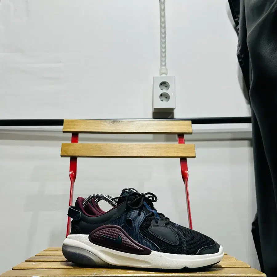 250) 나이키 운동화 남녀공용 신발 조이라이드 CC
