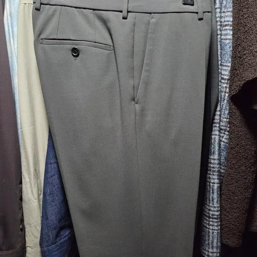 타임옴므 카키 그레이 슬랙스
