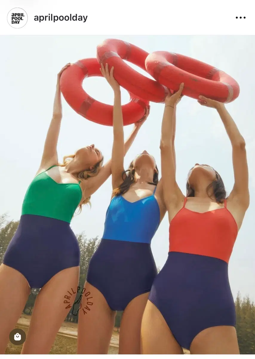 에이프릴풀데이 스키틀즈 초록색 L사이즈