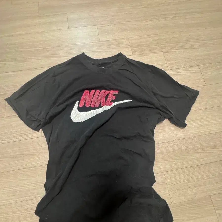 나이키 반팔 티셔츠 블랙