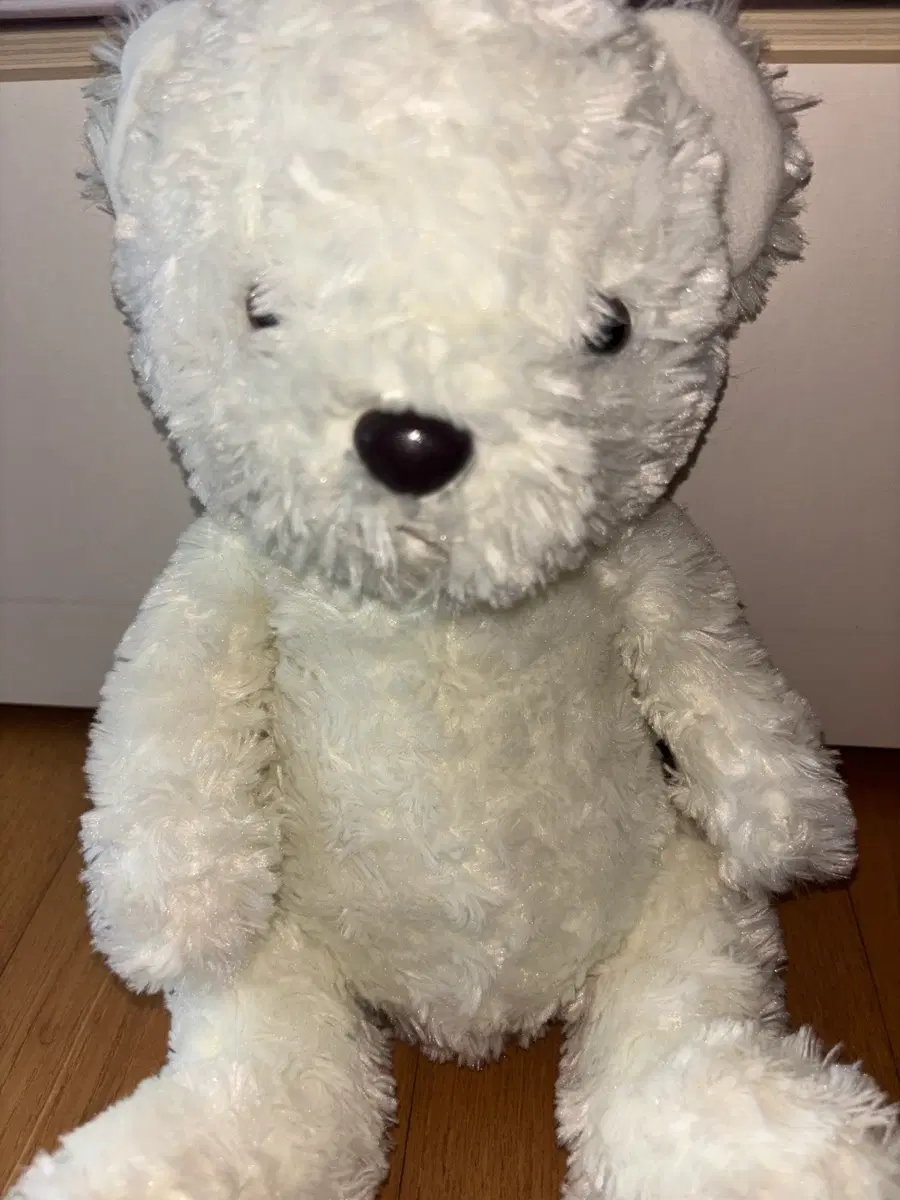흰 곰돌이 인형