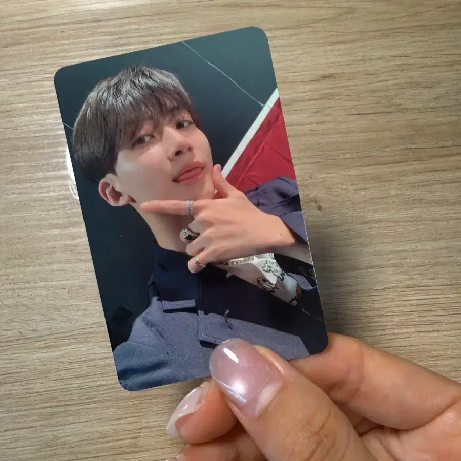 세븐틴 정한 페더썬 이즈위 포카