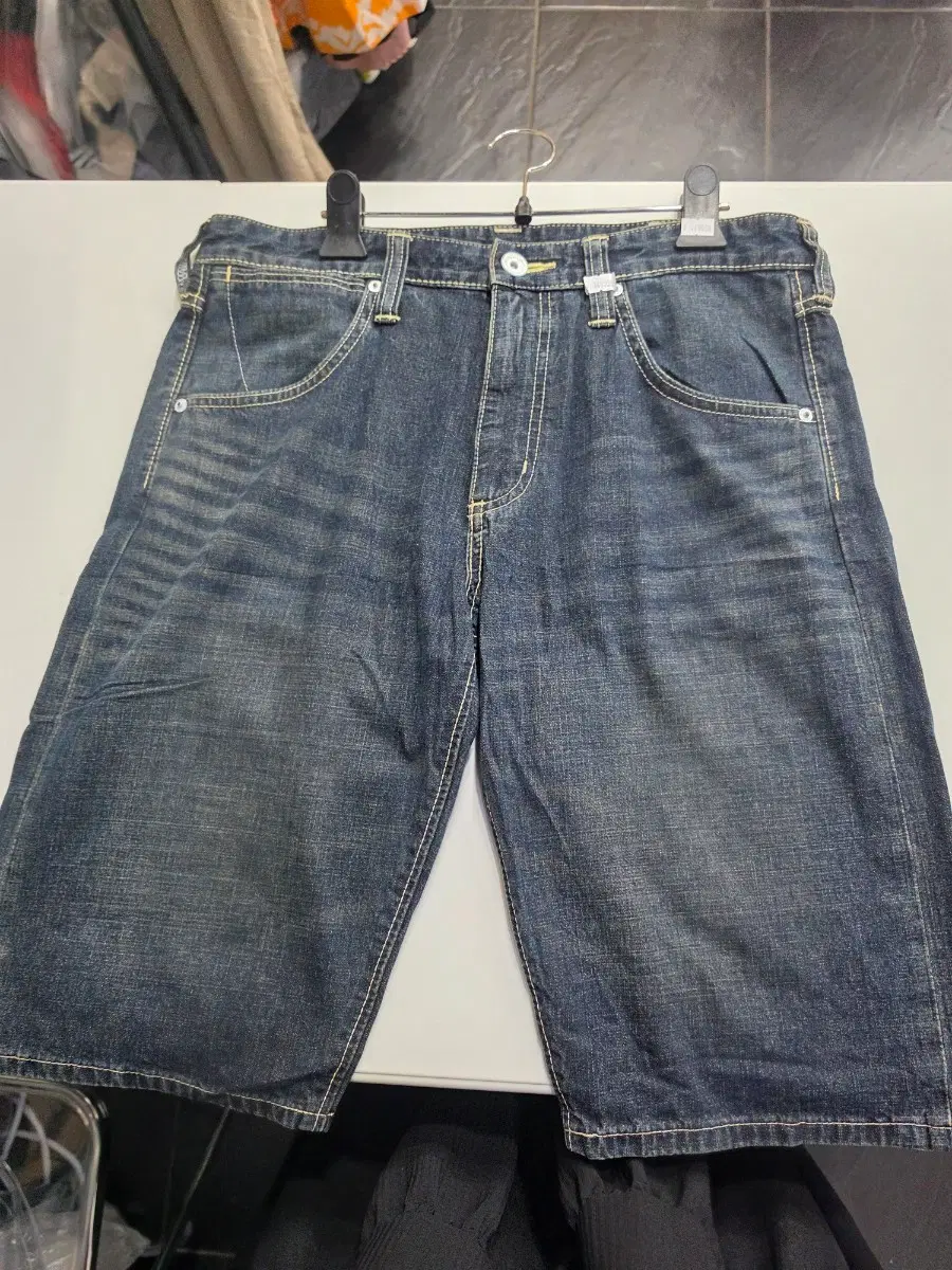 랭글러 청반바지 34