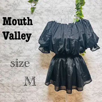 [ k36 ] [ Mouth Valley ] 블랙 오프숄더 [ M ]