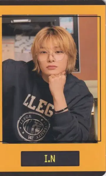 StrayKids SEASON'S GREETINGS 2025 MUSEUM I.N YOUR HERO 틀 포함